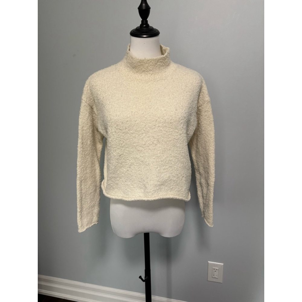 Women's Dreamers by Debut Cream Sweater Size S